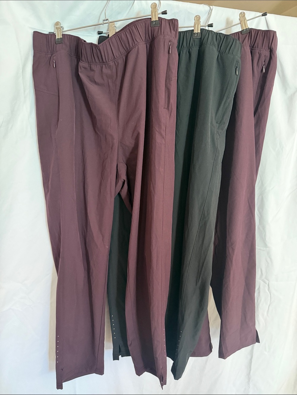 Bundle of three pairs of Old Navy Stretchtech pants size large.